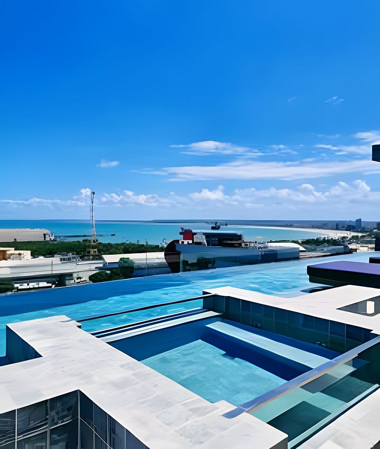 New Time Pajuçara | Beira Mar + Piscina infinita