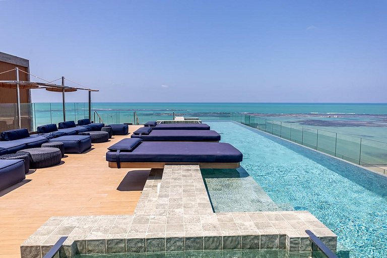 New Time Pajuçara | Beira Mar + Piscina infinita
