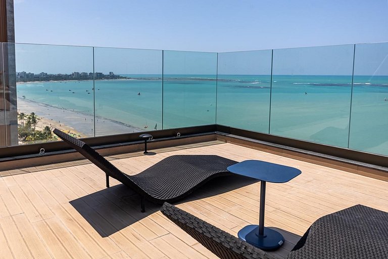 New Time Pajuçara | Beira Mar + Piscina infinita