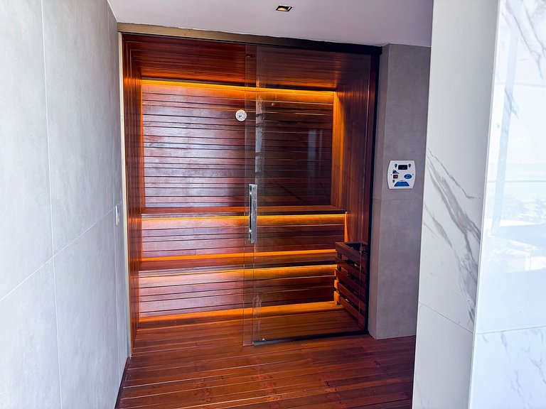 New Time Pajuçara | Beira Mar + Piscina infinita