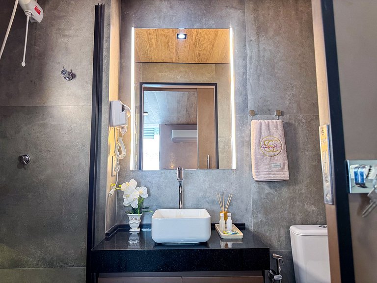 New Time Pajuçara | Beira Mar + Piscina infinita