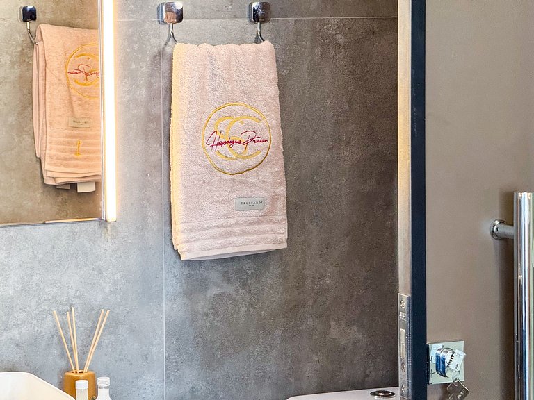 New Time Pajuçara | Beira Mar + Piscina infinita