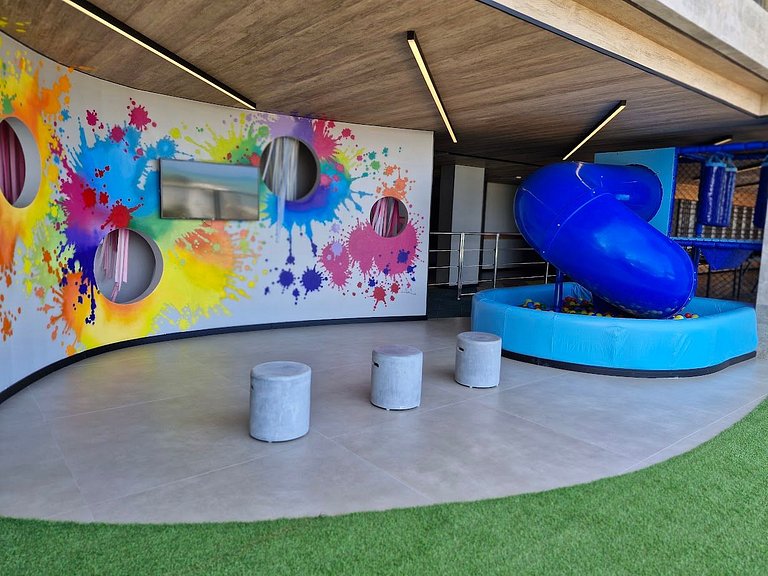 New Time Pajuçara | Beira Mar + Piscina infinita