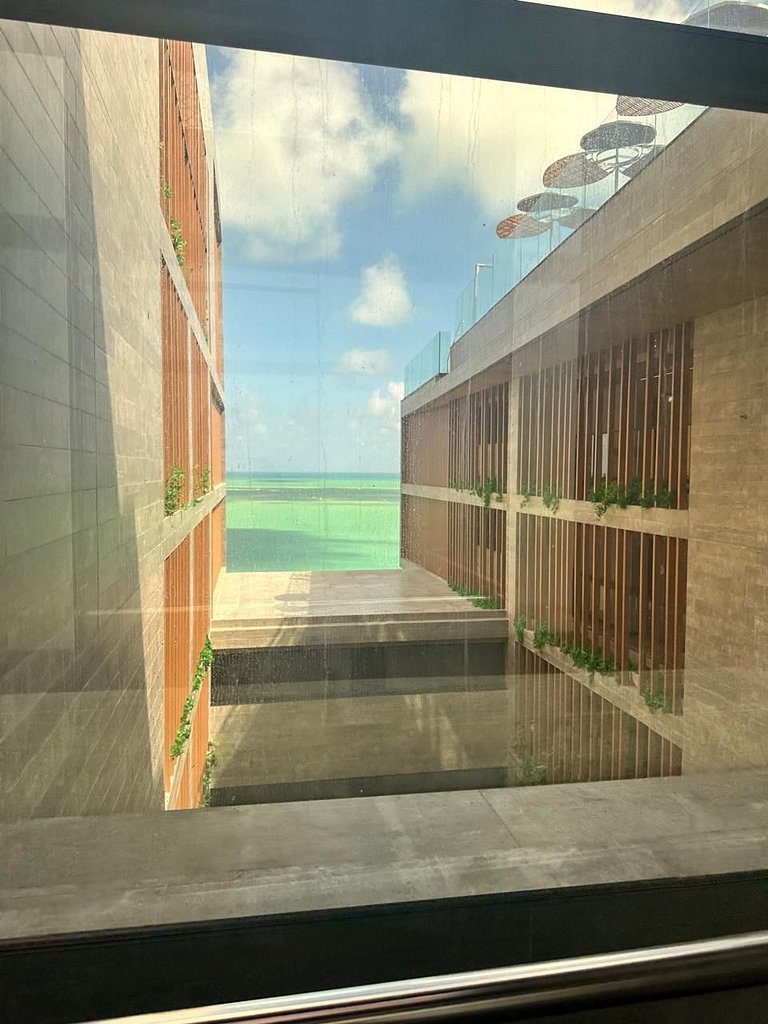 New Time Pajuçara | Beira Mar + Piscina infinita