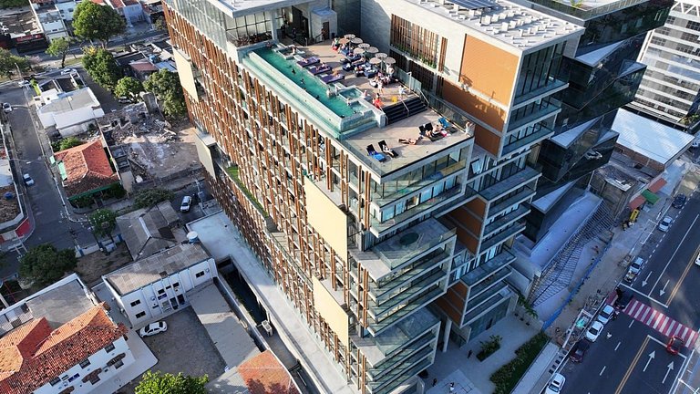 New Time Pajuçara | Beira Mar + Piscina infinita