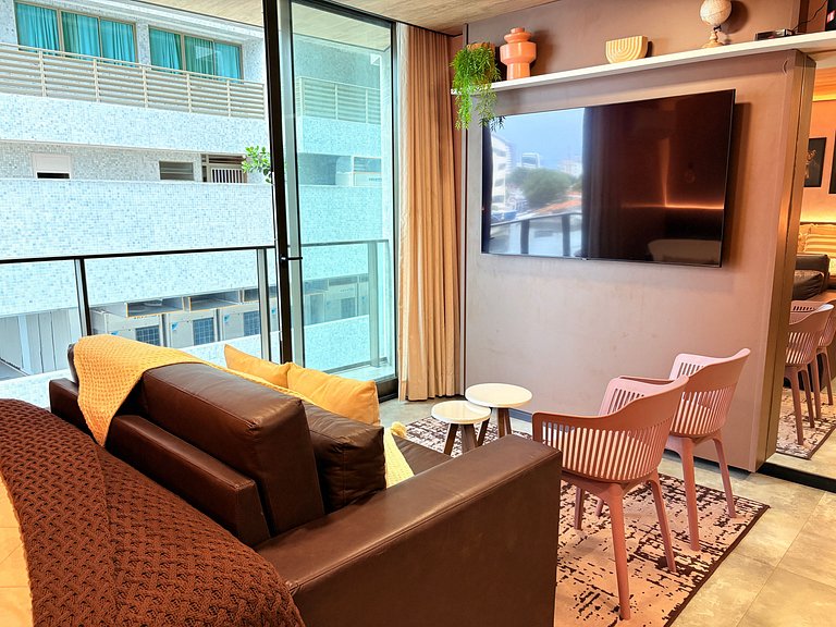 New Time Pajuçara | Beira Mar + Piscina infinita