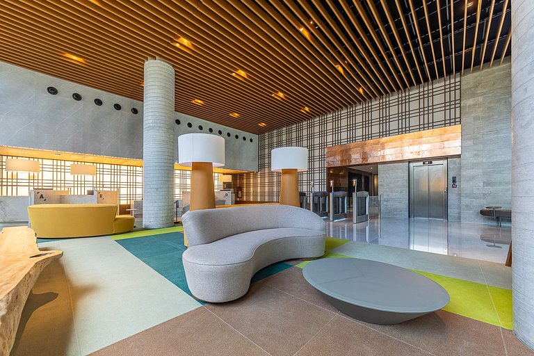 New Time Pajuçara | Beira Mar + Piscina infinita